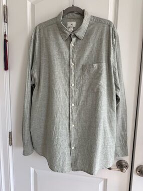 H&M Men's Green Button Down Shirt